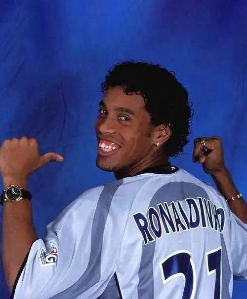 足球俱乐部 足球俱乐部