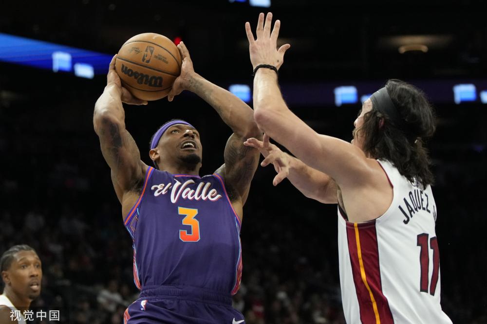 冰上训练中 冰上训练中