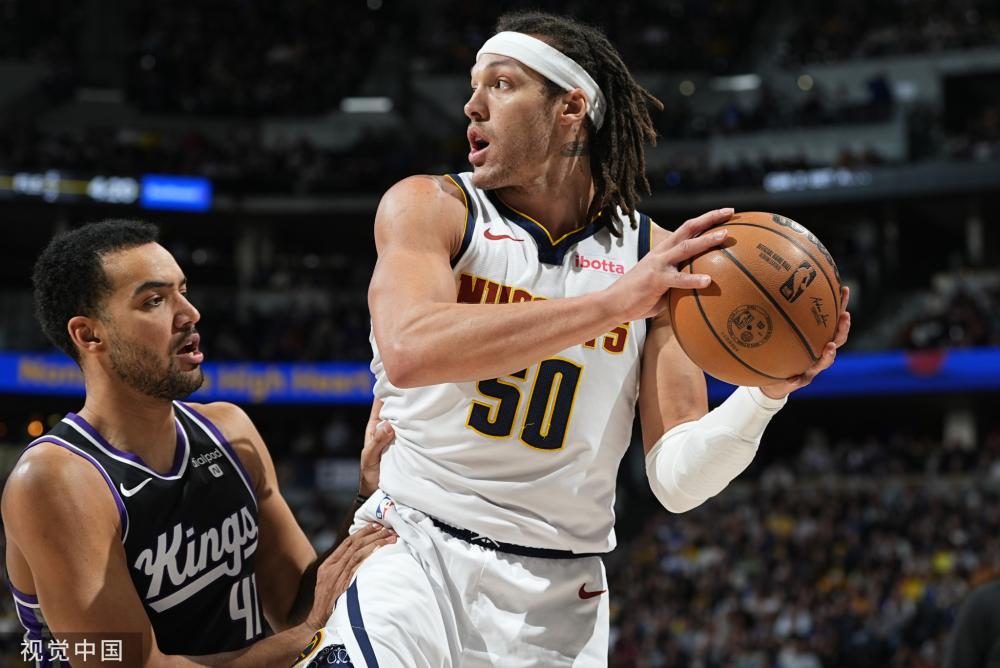 爱好者涌入 爱好者涌入